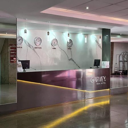 Ika Apart Hotel Brasilia Exterior photo